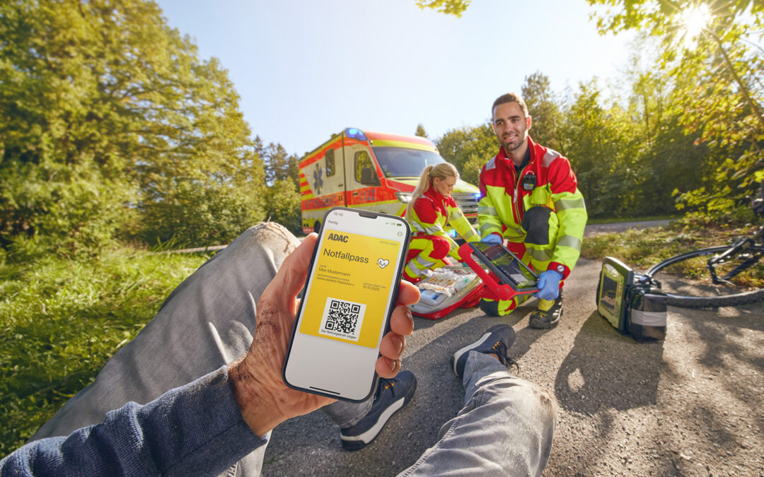 Leben retten mit dem ADAC Notfallpass: Jetzt auch für Nicht-Mitglieder